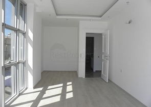 فيلا ضمن مجمع سكني على مسافة قريبة من البحر في منطقة كوناكليه – ألانيا 