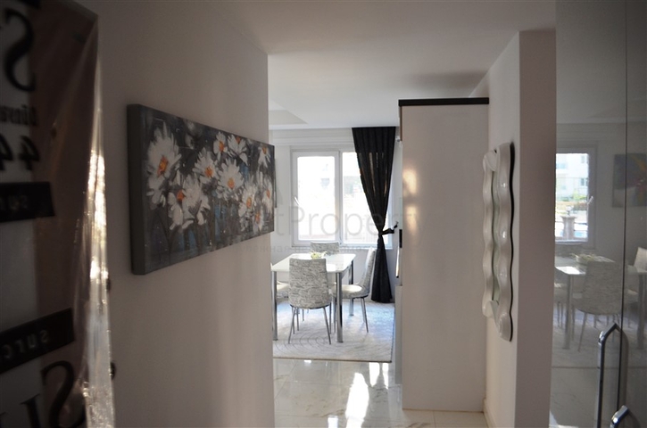 مجمع سكني حديث ومميز في منطقة محمودلار – ألانيا