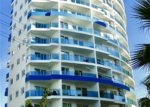 مجمع سكني حديث ومميز في منطقة محمودلار – ألانيا