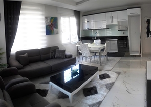 مجمع سكني حديث ومميز في منطقة محمودلار – ألانيا