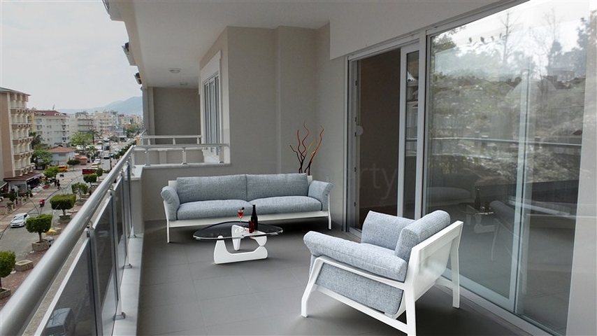 شقق و بينتهاوس في اوبا - الانيا