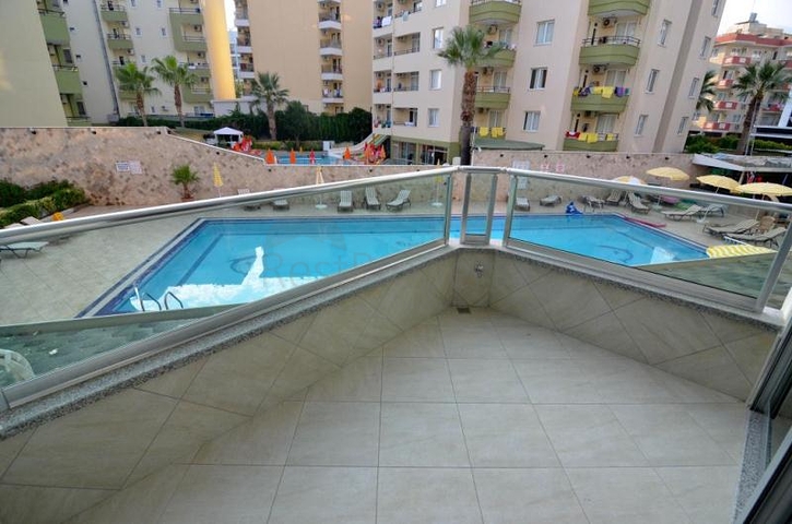 شقة غرفتين وصالة  - 50 متر من البحر - في اوبا / الانيا 