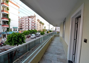 شقة غرفتين وصالة  - 50 متر من البحر - في اوبا / الانيا 