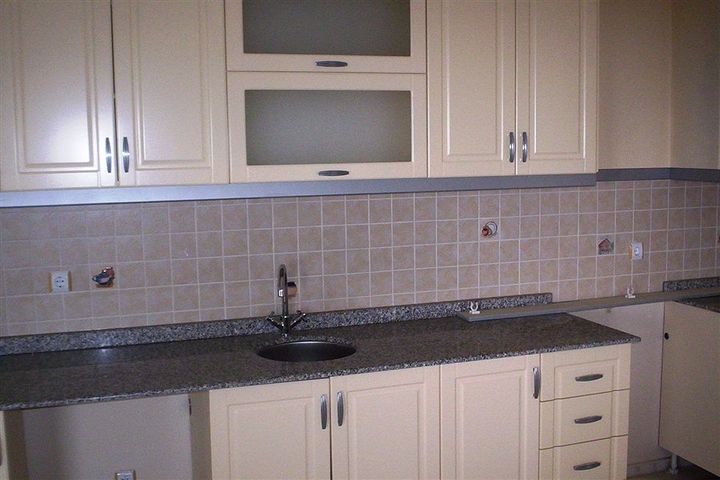 مجمع فيلات في مركز المدينة السياحية الانيا