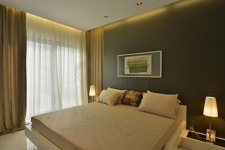 مجمع حديث على بعد 100 متر من شاطئ البحر الأبيض المتوسط في منطقة أوبا – ألانيا