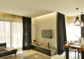 مجمع حديث على بعد 100 متر من شاطئ البحر الأبيض المتوسط في منطقة أوبا – ألانيا