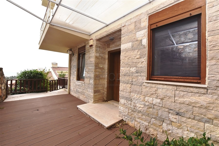 فيلا بإطلالات بانورامية ساحر على البحر في منطقة كوناكليه – ألانيا