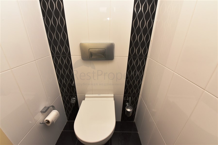 فيلا بإطلالات بانورامية ساحر على البحر في منطقة كوناكليه – ألانيا