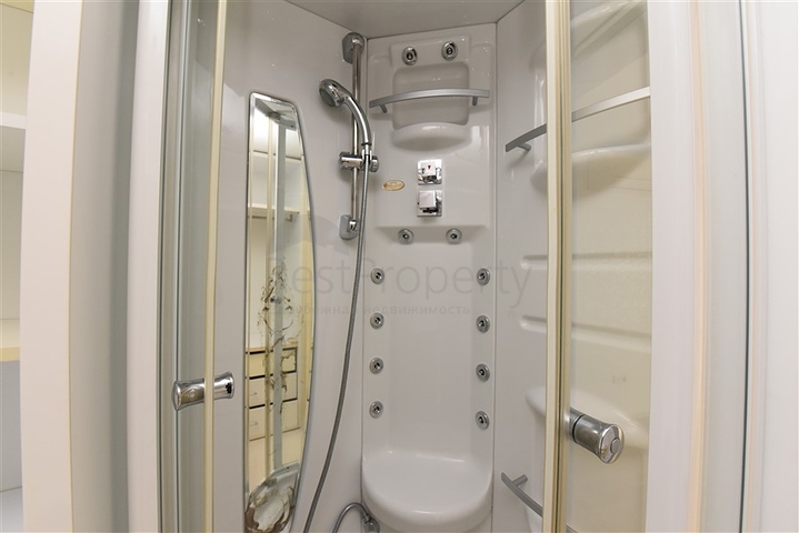 فيلا بإطلالات بانورامية ساحر على البحر في منطقة كوناكليه – ألانيا