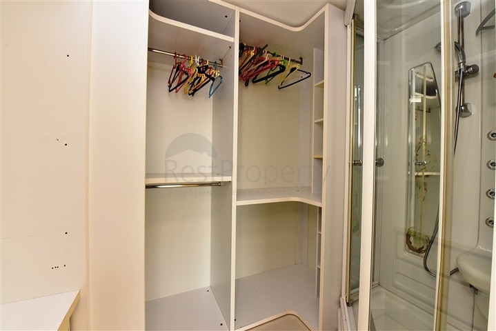 فيلا بإطلالات بانورامية ساحر على البحر في منطقة كوناكليه – ألانيا