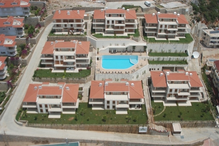 فيلا بإطلالات بانورامية ساحر على البحر في منطقة كوناكليه – ألانيا