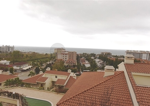 فيلا بإطلالات بانورامية ساحر على البحر في منطقة كوناكليه – ألانيا