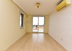 فيلا بإطلالات بانورامية ساحر على البحر في منطقة كوناكليه – ألانيا