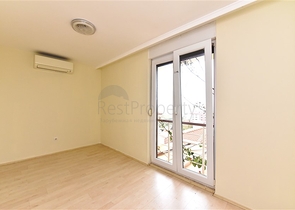 فيلا بإطلالات بانورامية ساحر على البحر في منطقة كوناكليه – ألانيا