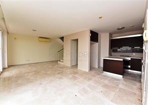 فيلا بإطلالات بانورامية ساحر على البحر في منطقة كوناكليه – ألانيا