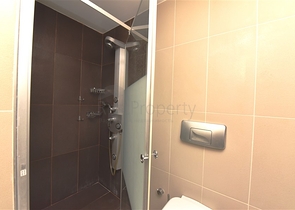 فيلا بإطلالات بانورامية ساحر على البحر في منطقة كوناكليه – ألانيا