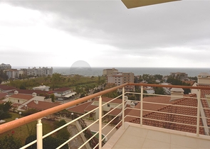 فيلا بإطلالات بانورامية ساحر على البحر في منطقة كوناكليه – ألانيا