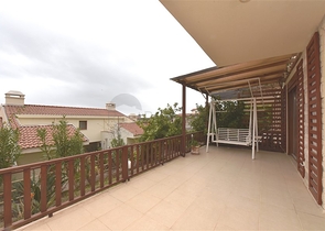 فيلا بإطلالات بانورامية ساحر على البحر في منطقة كوناكليه – ألانيا