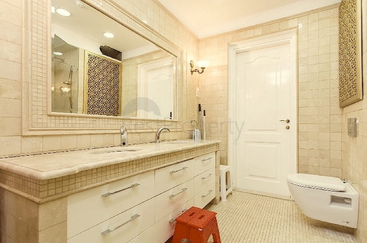 شقة فاخرة مطلة على البحر في كونيالتي ، أنطاليا