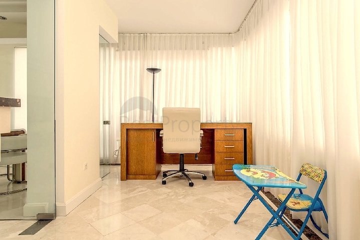 شقة فاخرة مطلة على البحر في كونيالتي ، أنطاليا