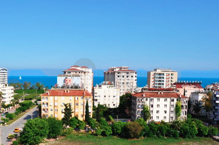 شقة فاخرة مطلة على البحر في كونيالتي ، أنطاليا