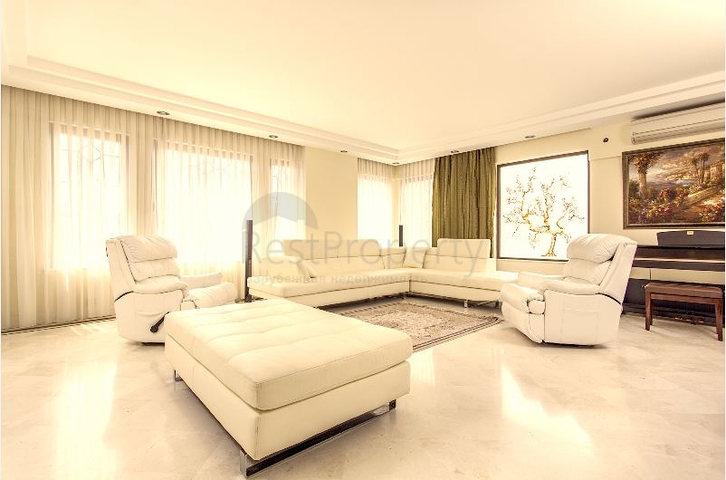 شقة فاخرة مطلة على البحر في كونيالتي ، أنطاليا