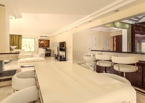 شقة فاخرة مطلة على البحر في كونيالتي ، أنطاليا