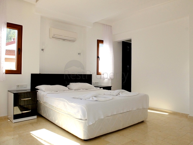 فيلا للبيع بالقرب من بحيرة هيسارونو