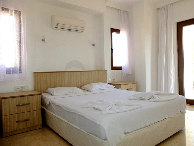 فيلا للبيع بالقرب من بحيرة هيسارونو