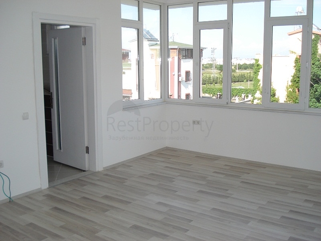 4 + 1 فيلا بحمام سباحة للبيع من المالك مباشرة