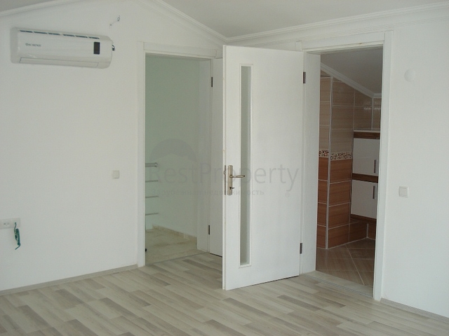 4 + 1 فيلا بحمام سباحة للبيع من المالك مباشرة