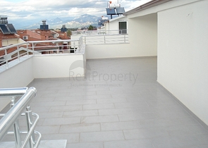 4 + 1 فيلا بحمام سباحة للبيع من المالك مباشرة