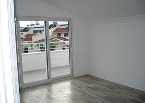 4 + 1 فيلا بحمام سباحة للبيع من المالك مباشرة