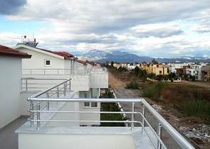 4 + 1 فيلا بحمام سباحة للبيع من المالك مباشرة