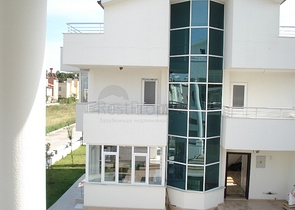 4 + 1 فيلا بحمام سباحة للبيع من المالك مباشرة