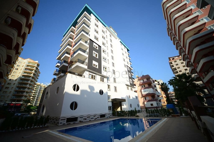 شقة بتخطيط 1+1 في منطقة محمودلار - ألانيا