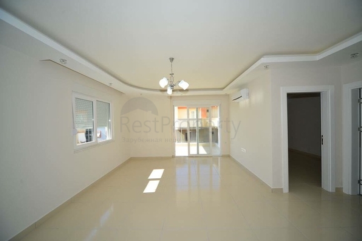 شقة بتخطيط 1+1 في منطقة محمودلار - ألانيا