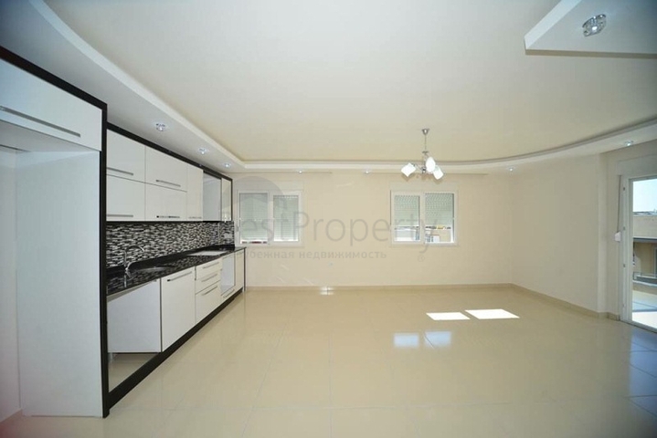 شقة بتخطيط 1+1 في منطقة محمودلار - ألانيا