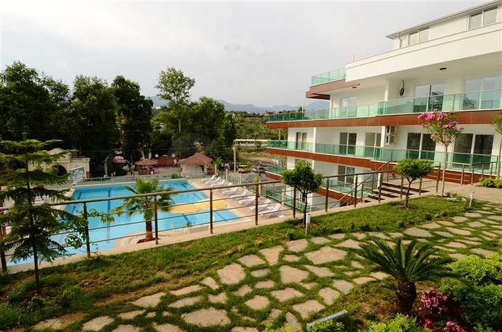 مجمع سكني  على الطراز الحديث بأرقى التفاصيل في منطقة كاستل – ألانيا