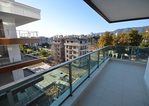 مجمع سكني  على الطراز الحديث بأرقى التفاصيل في منطقة كاستل – ألانيا