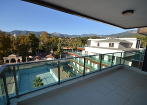 مجمع سكني  على الطراز الحديث بأرقى التفاصيل في منطقة كاستل – ألانيا