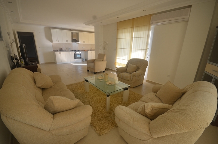 شقة دوبلكس مؤثثة بسعر مميز في منطقة أوبا - ألانيا