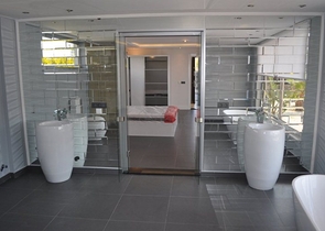 فيلا للبيع من قبل المالك مع إطلالة رائعة على البحر الأبيض المتوسط و المدينة في منطقة كارجي جاك – ألانيا