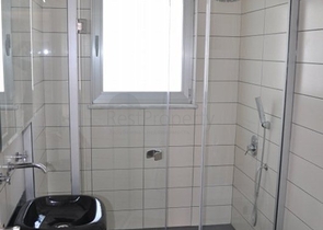 فيلا للبيع من قبل المالك مع إطلالة رائعة على البحر الأبيض المتوسط و المدينة في منطقة كارجي جاك – ألانيا