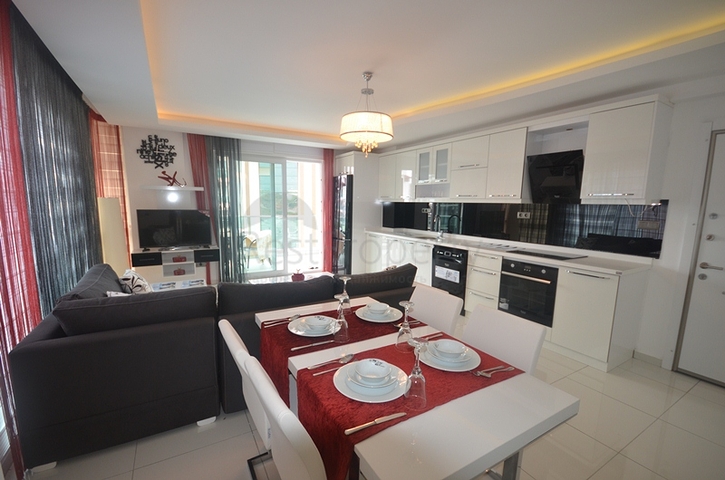 شقق باطلالة بحرية في كاستل / الانيا 