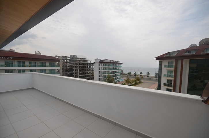 شقق باطلالة بحرية في كاستل / الانيا 