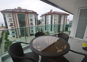 شقق باطلالة بحرية في كاستل / الانيا 