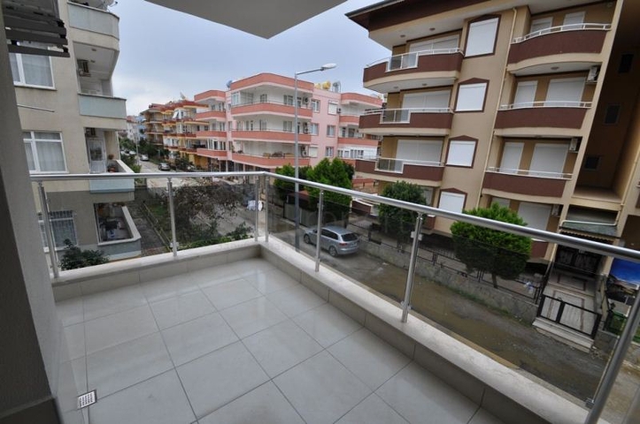 شقق للبيع في منطقة مركزية في الانيا - اوبا 