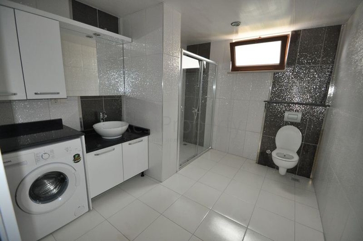 شقق للبيع في منطقة مركزية في الانيا - اوبا 