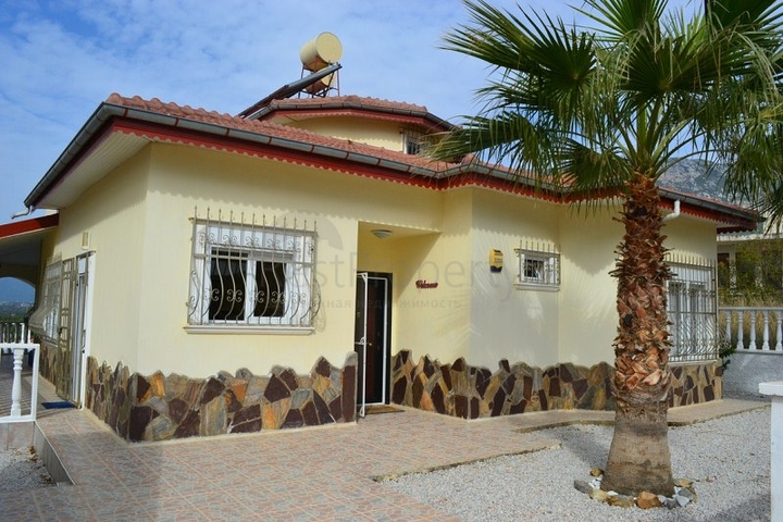 فيلا بتخطيط 3+1 بإطلالة بحرية جلية في منطقة محمود لار – ألانيا